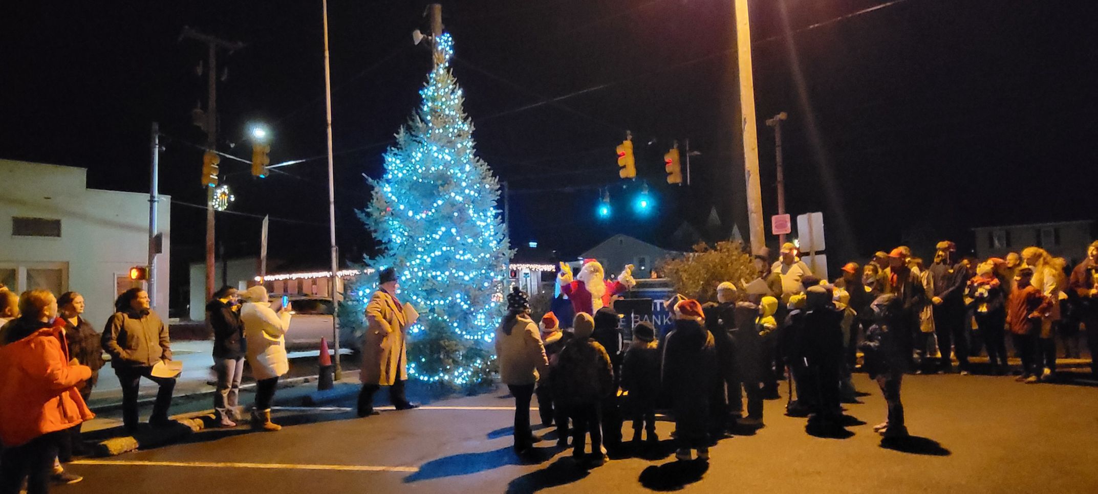 Holiday season begins in twin boroughs